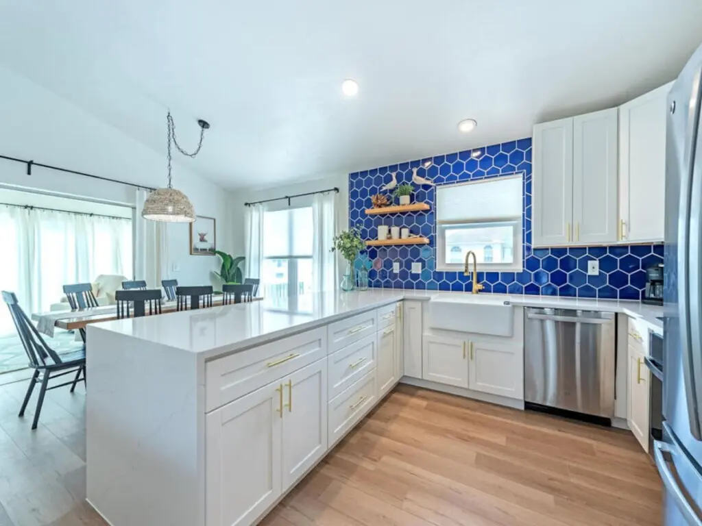 72457 298329 7LtyjCecIaRtNdfiQe3 Nk6eEef1zEqtP8Vmn7TAxfY 66b7f63bd951c.jpg