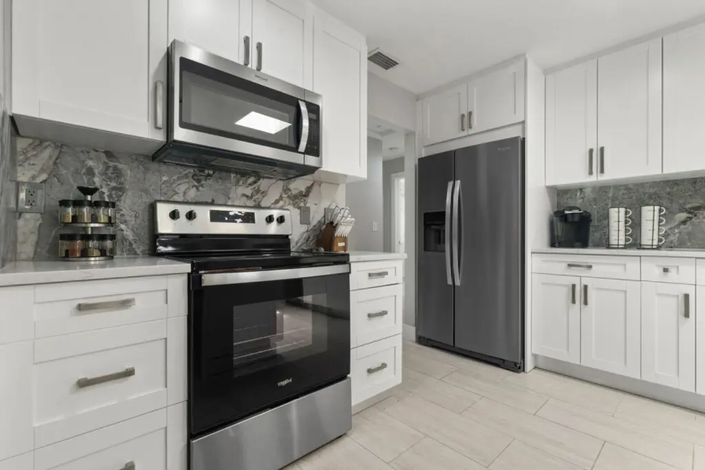 72457 204756 3m lSH BFUHu8j176r QytU6l9g5ue5x006zO24qWHs 687edca93847b.jpg