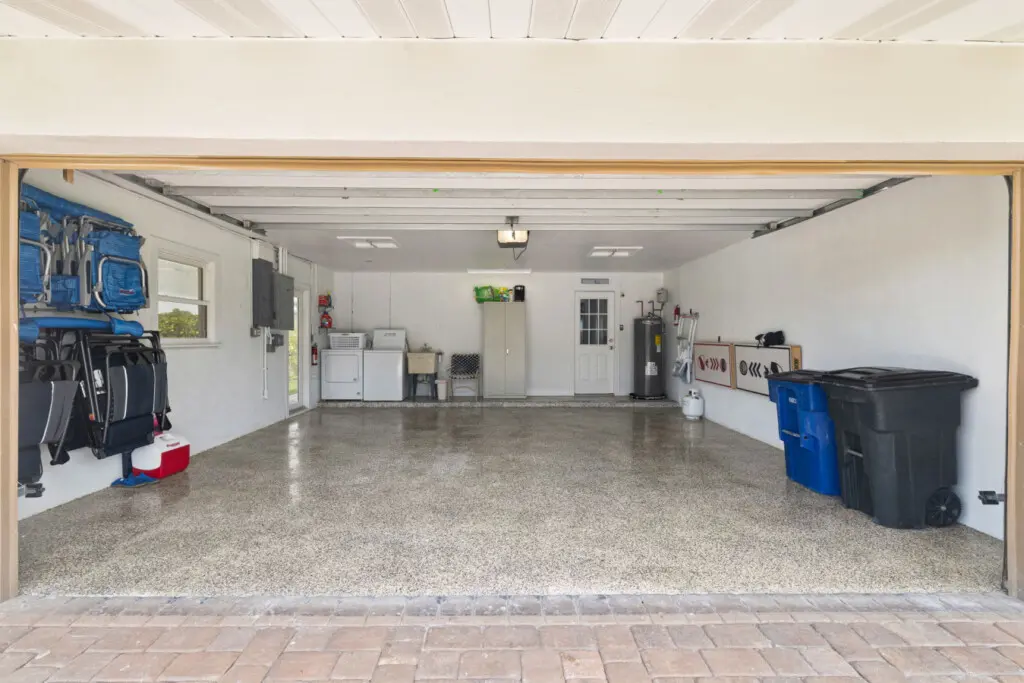 72457 204756 AqpMPQKWXrlIGp8jygxeW4QV4sbny AXRZcxdbnuID0 687eddbb6e23d.jpg