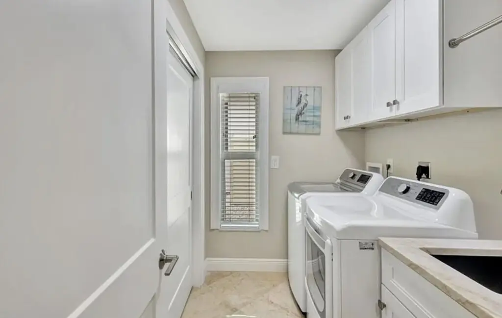 72457 208521 EnaMn26 2kk0rZJzUm OVVilIsjAn8Rhsp S72C 0ug 68812d4b9fed2.jpg