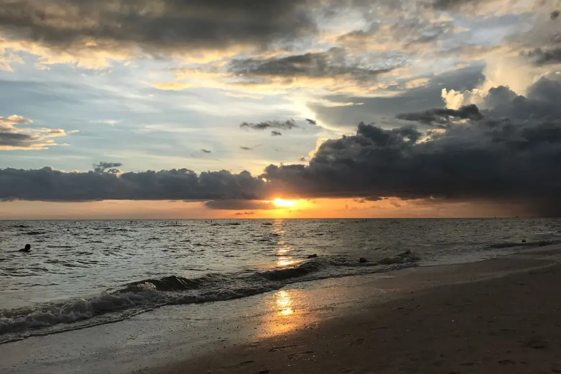 72457 355921 z2DM90kOKXWVmwarU7bV M pPyb0aZuSlG7R9v M8rQ 679c1f4f390ad.jpg