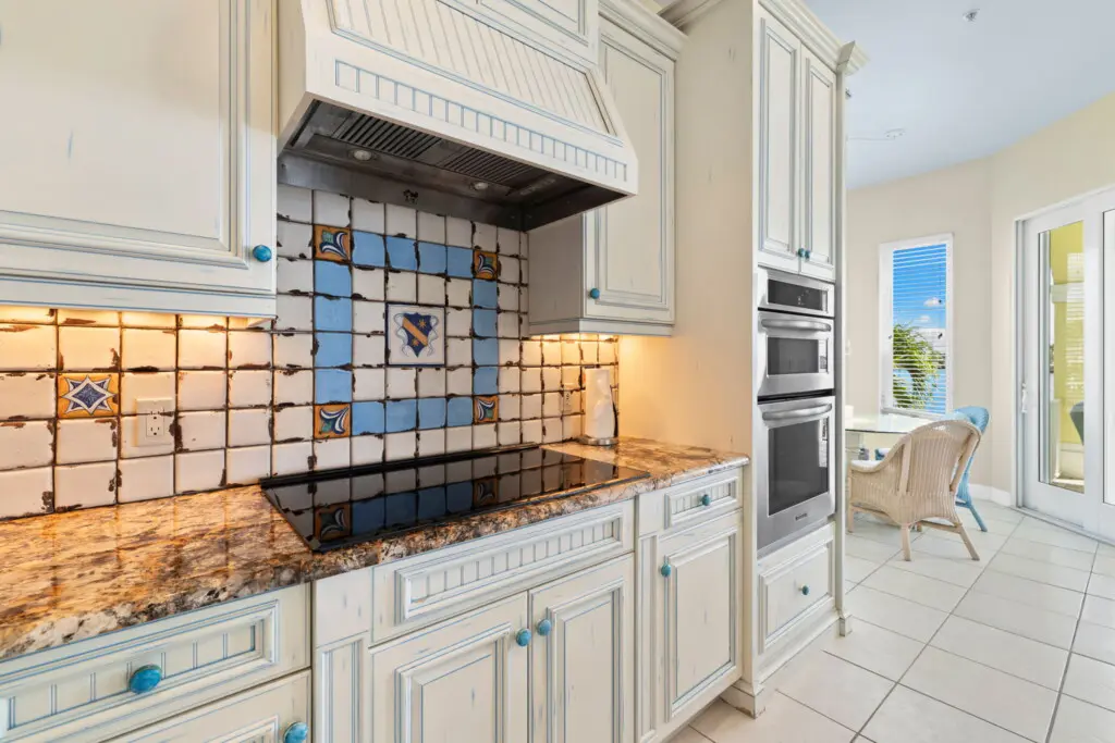 11 web or mls 1V9A1646