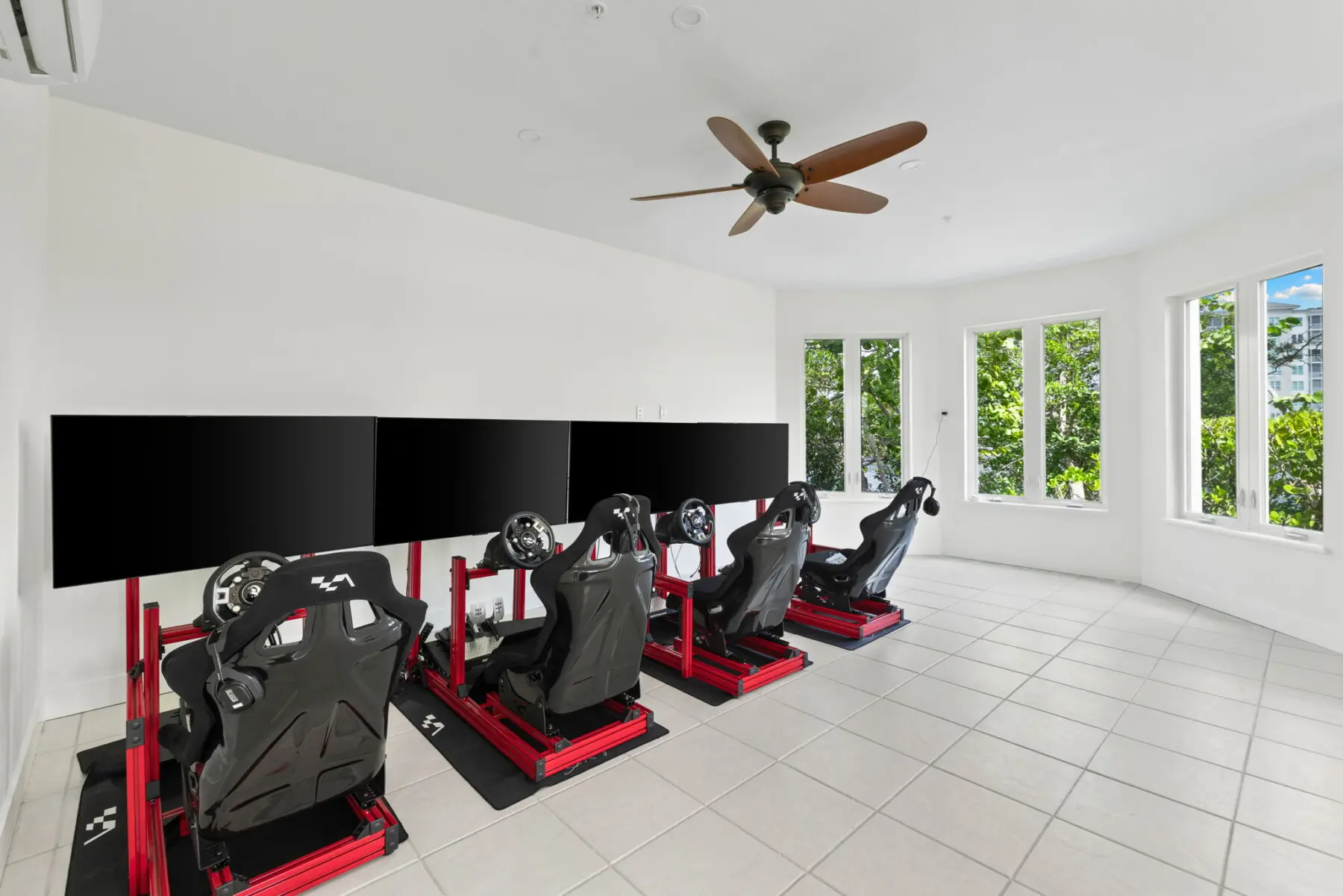 16 web or mls 1V9A1351