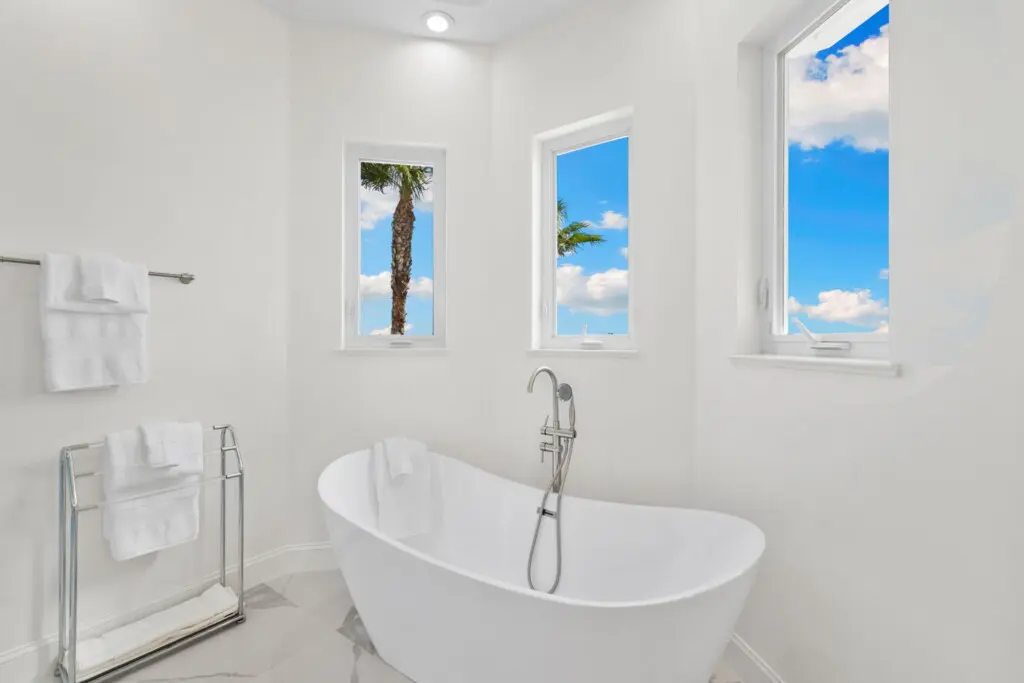 32 web or mls 1V9A1481