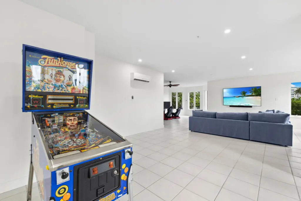 67 web or mls 1V9A1326