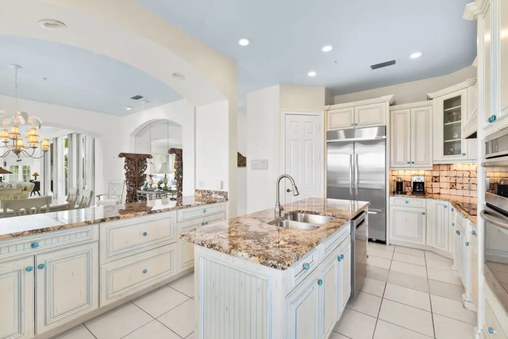 9 web or mls 1V9A1626