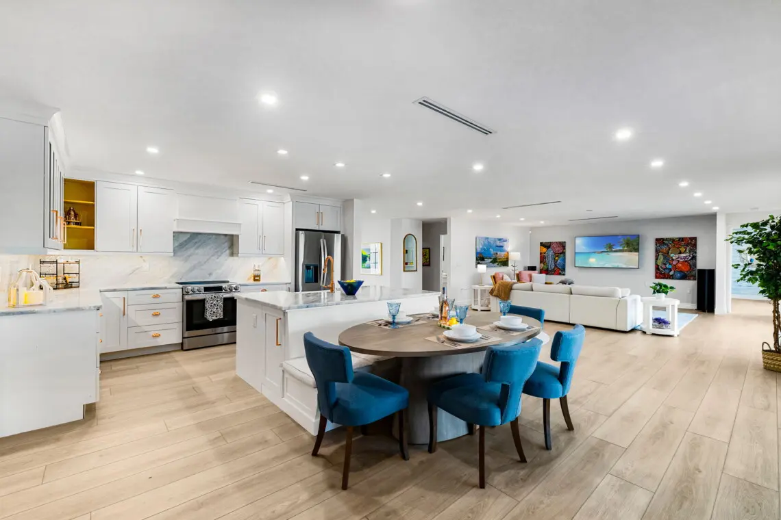 21 web or mls 1V9A8953