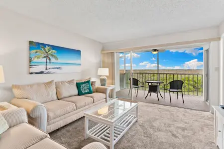 10 web or mls A0106985