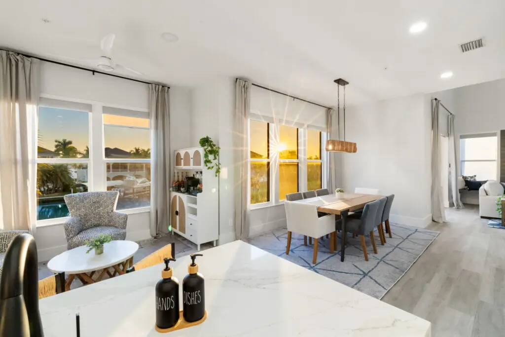 16 web or mls 1V9A4933