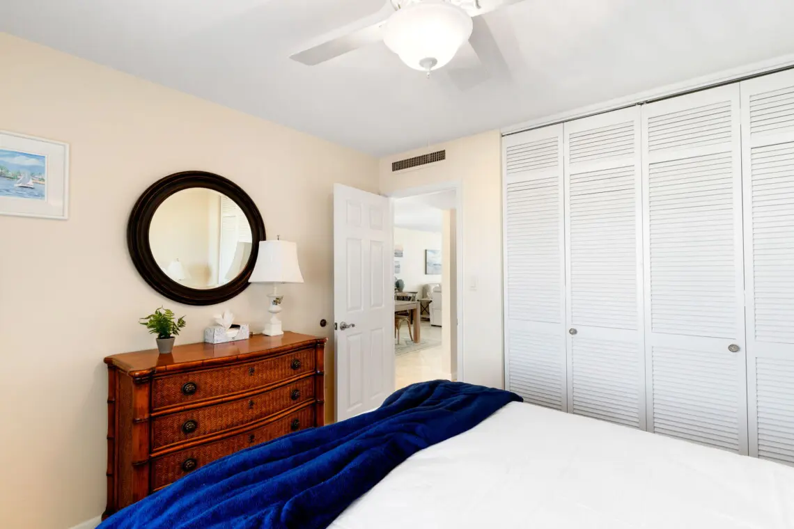 17 web or mls A0109379