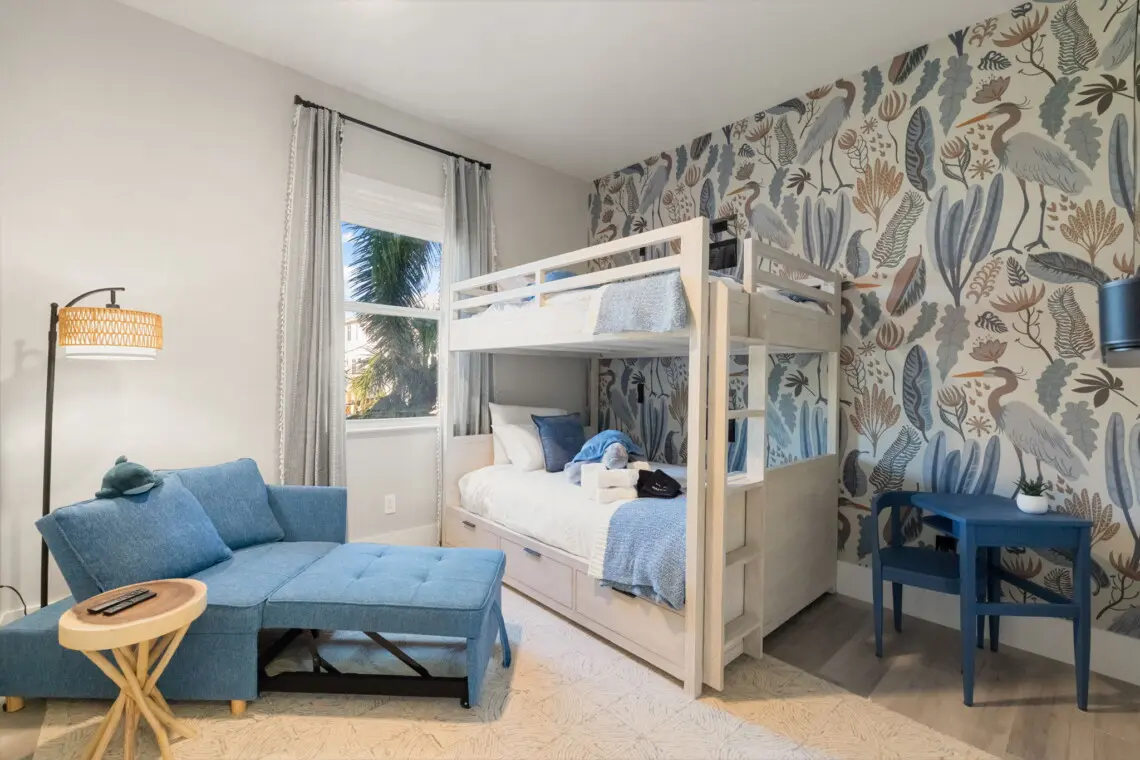 18 web or mls 1V9A4948