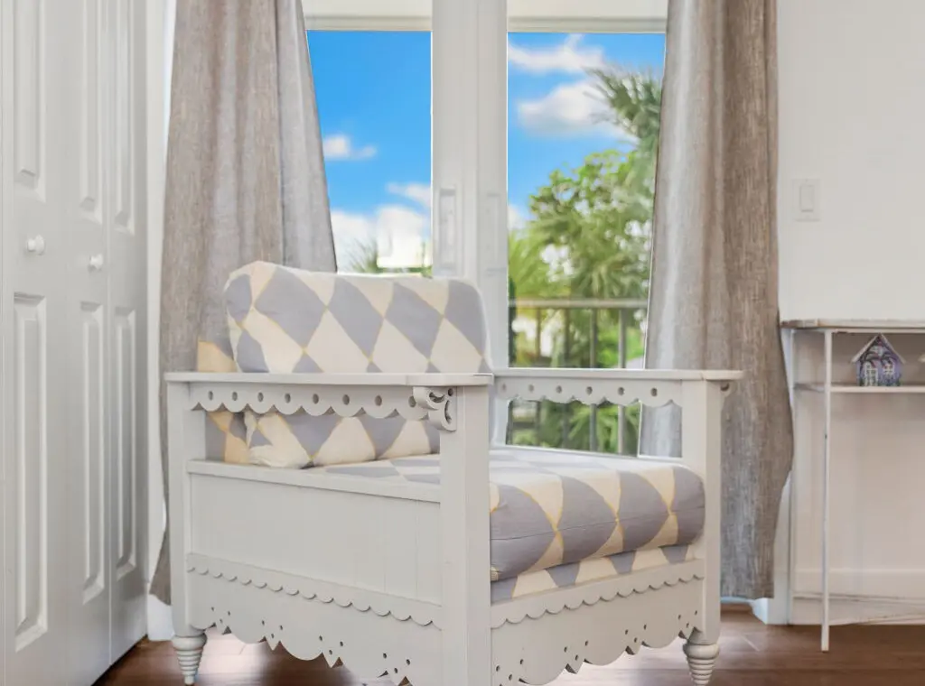 28 web or mls CAR05211