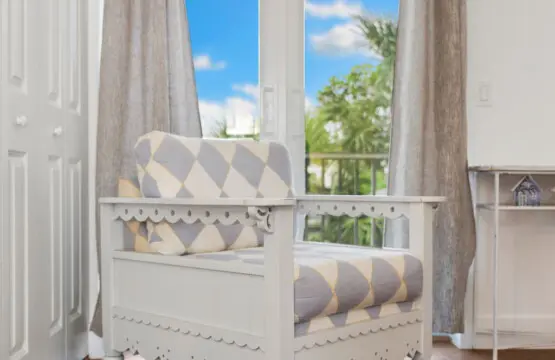 28 web or mls CAR05211