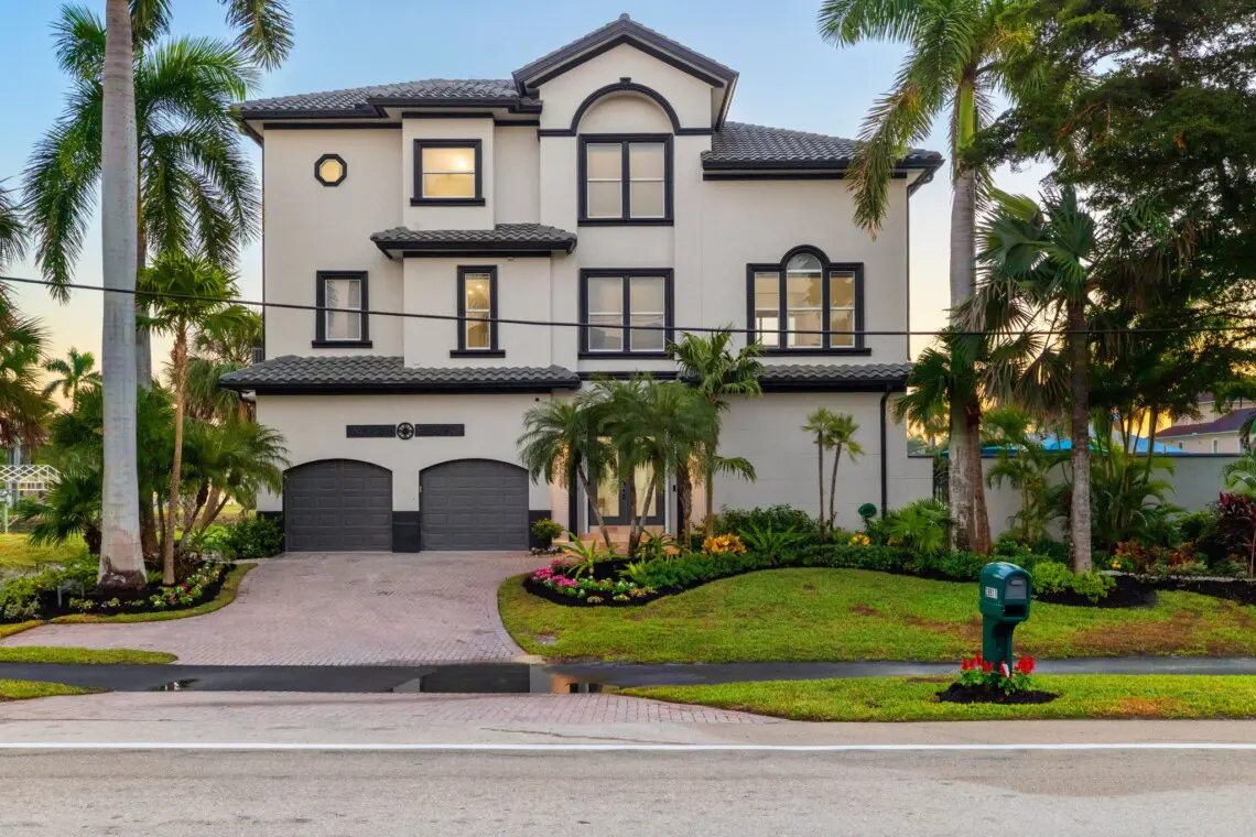 3 web or mls 1V9A4795