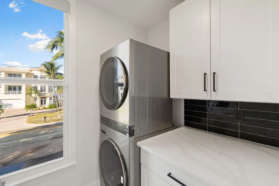 41 web or mls 1V9A5138