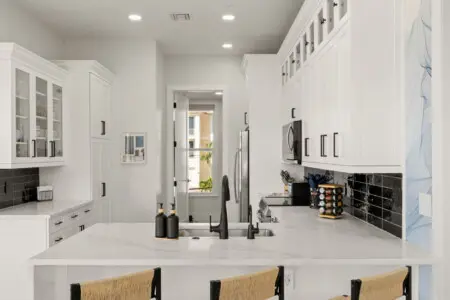 51 web or mls 1V9A5208