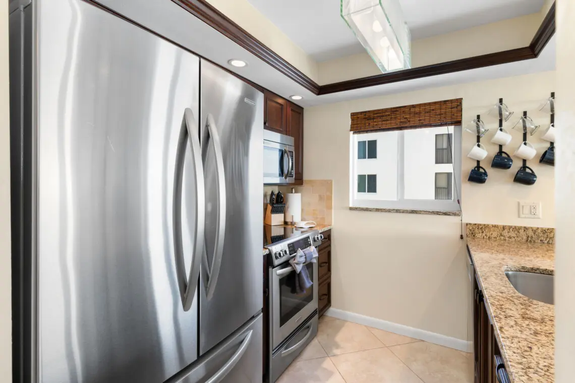 6 web or mls A0109324