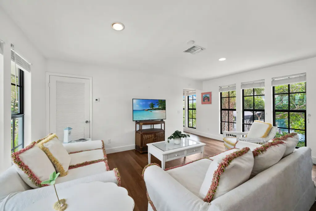 8 web or mls CAR05016