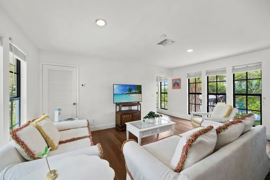 8 web or mls CAR05016