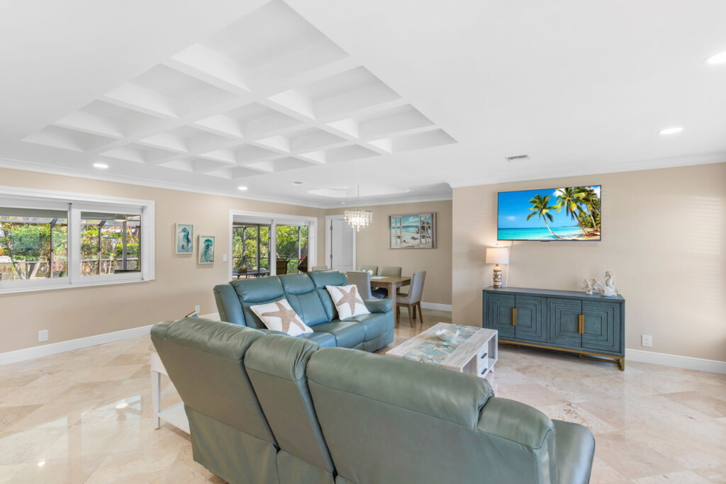 1 web or mls A0106796