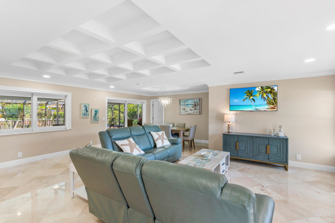 1 web or mls A0106796