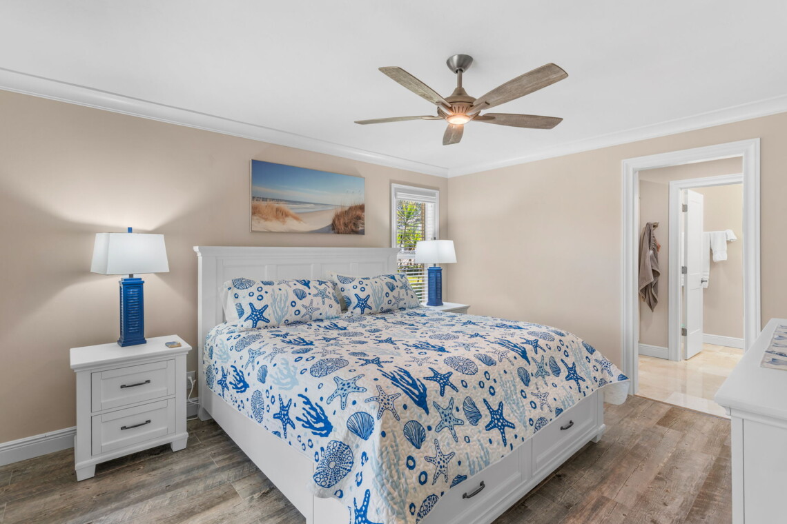 4 web or mls A0106811