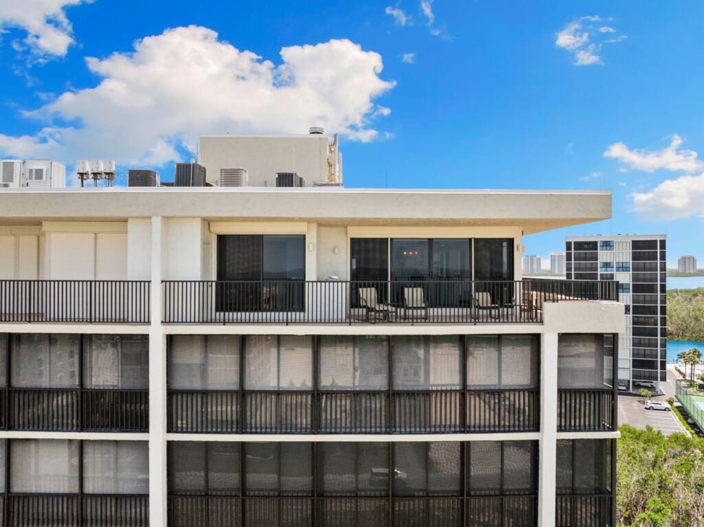 49 web or mls DJI 20250527010123 0057 D