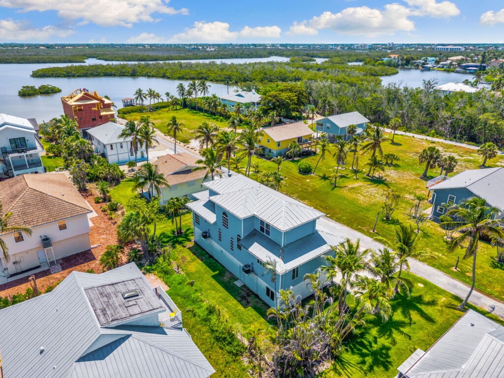 7 web or mls DJI 20250528115614 0508 D