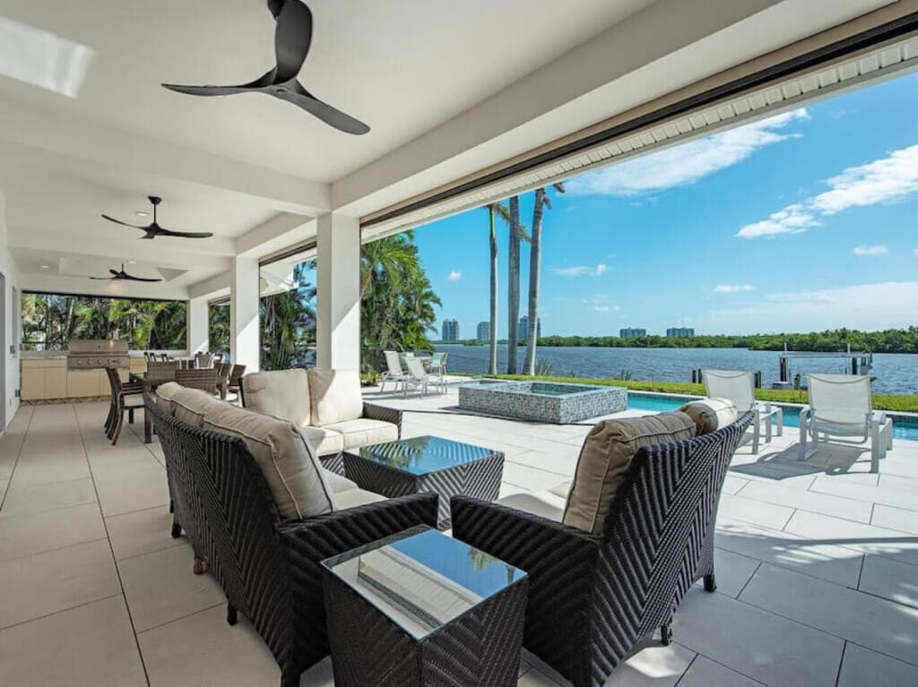 72457 207648 R ur zjHcCw hhFMRn3VTGb8TU8RKgm0 tcgQkUkpWQ 653fc650038f8.jpg