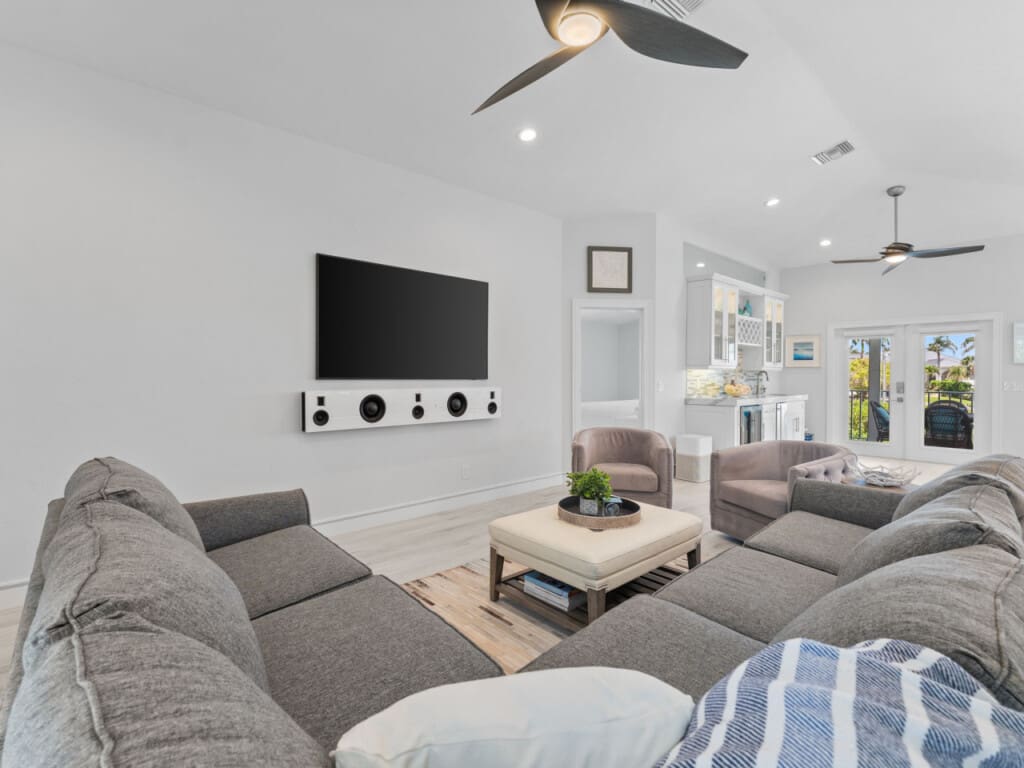 72457 355921 wgH 5a B sY4WBo N3yR6PNvS30nYcwrmwcBq7CEwJ8 6825007f04517.jpg