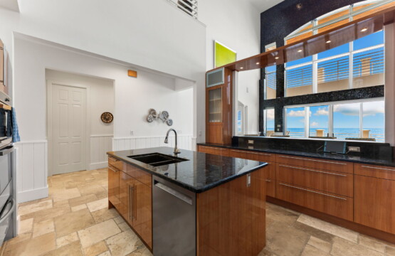 IslandParadise 10 web or mls DSC09160