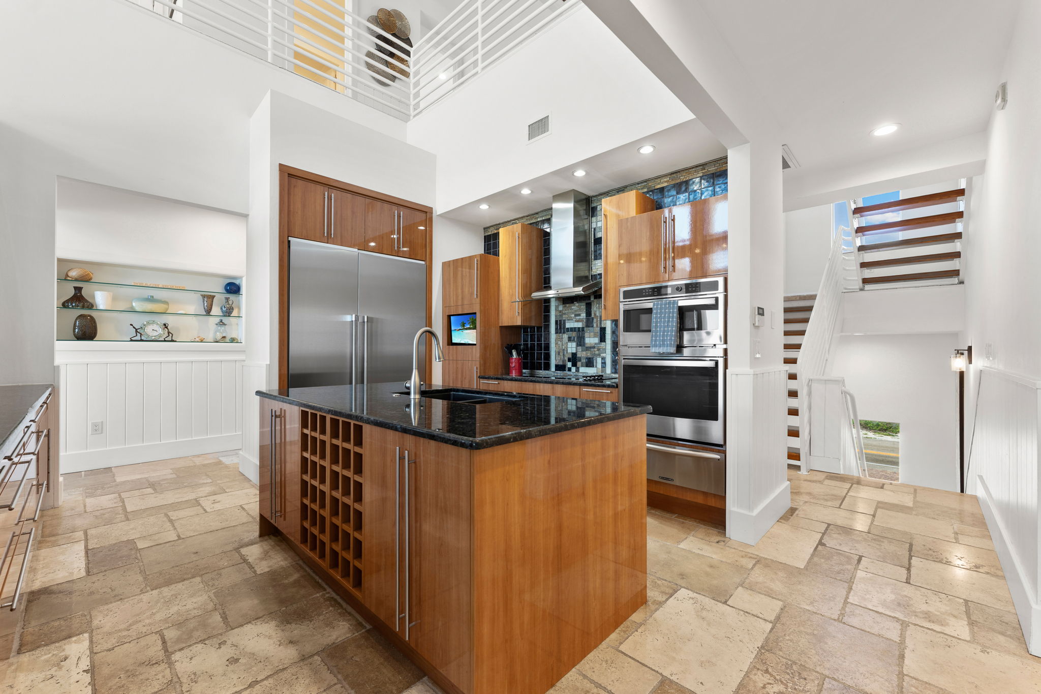 IslandParadise 15 web or mls DSC09205