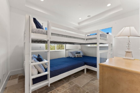 IslandParadise 17 web or mls DSC09220