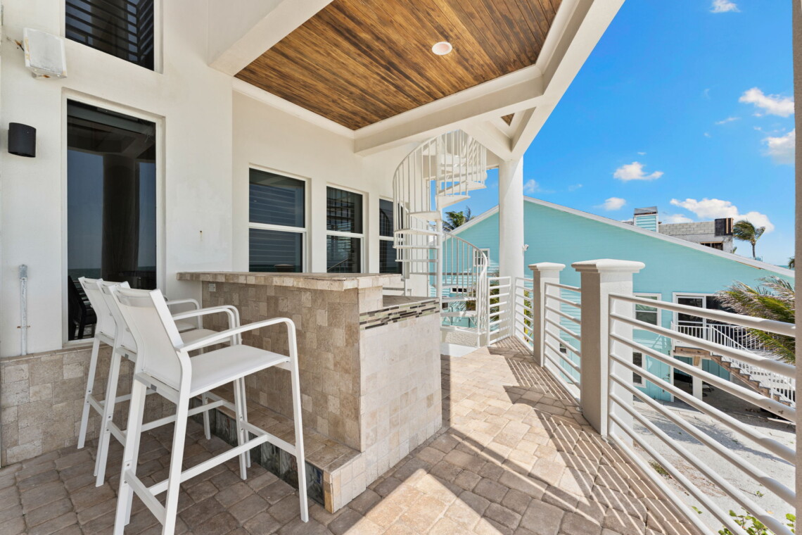 IslandParadise 46 web or mls DSC09305