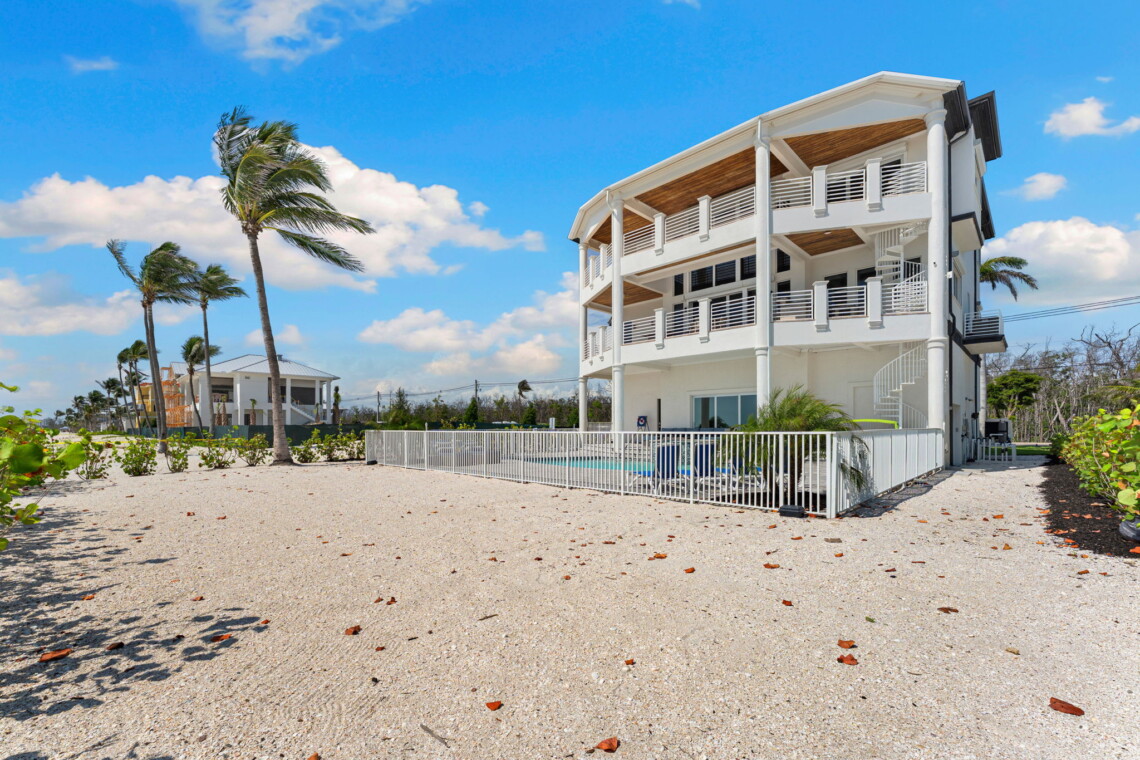 IslandParadise 65 web or mls DSC09544