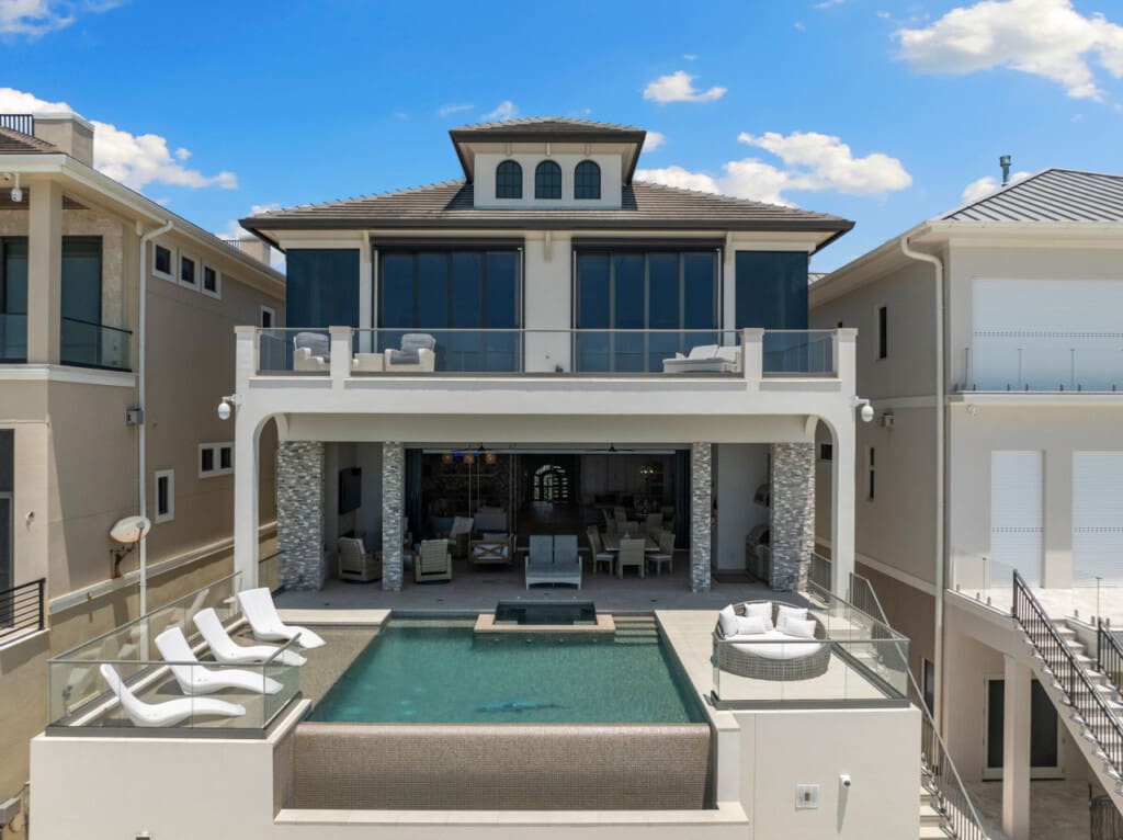 72457 204753 3YMh5FpUEiB3R87nVa7JOft 1lhvBPPuFml aUDygB8 682bd119e9b20.jpg