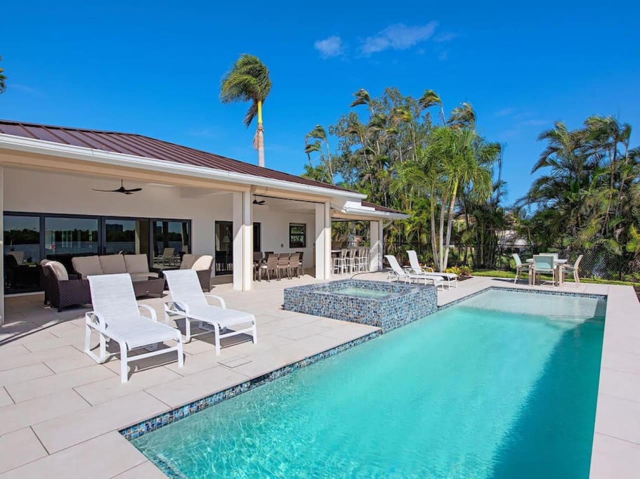 72457 207648 ro 9yhuVz2w 1e1Pv0ScOIGheETj4ylgkk0d9tkkEPI 653fbaad5ca16.jpg