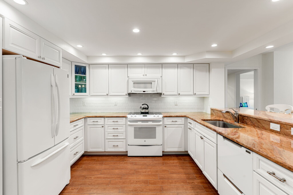 13 web or mls A0104819