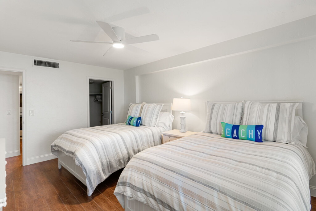 23 web or mls A0104884
