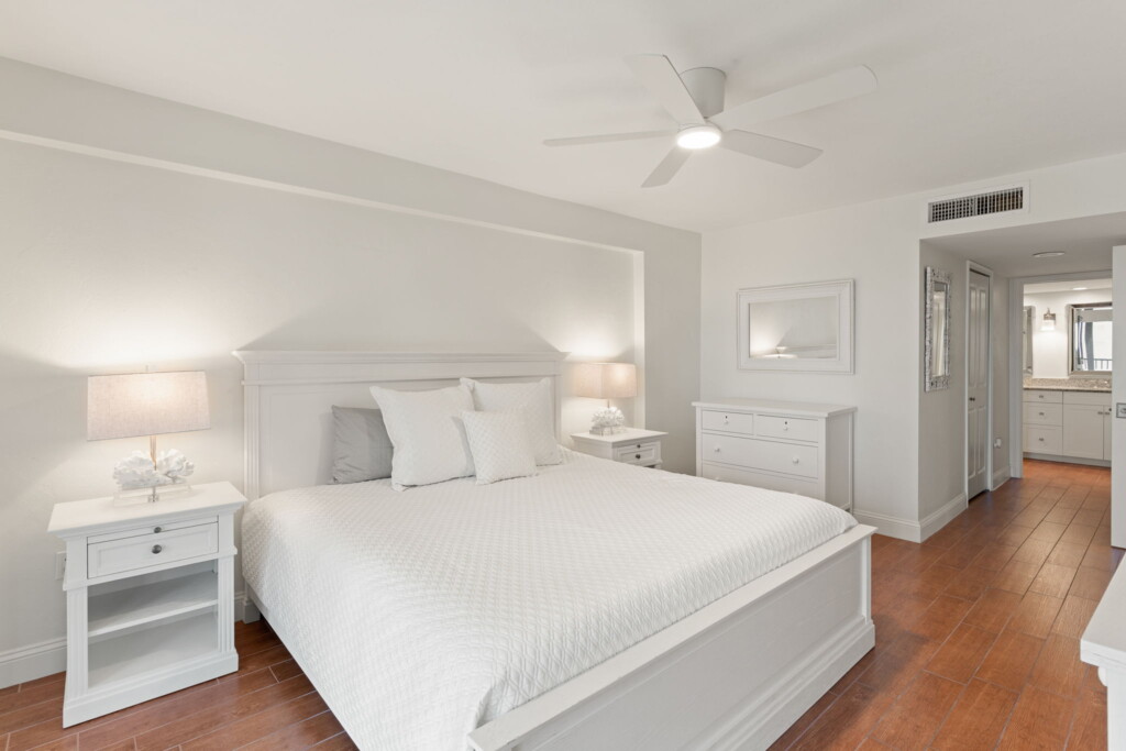 27 web or mls A0104909