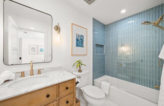 16 web or mls CAR00379