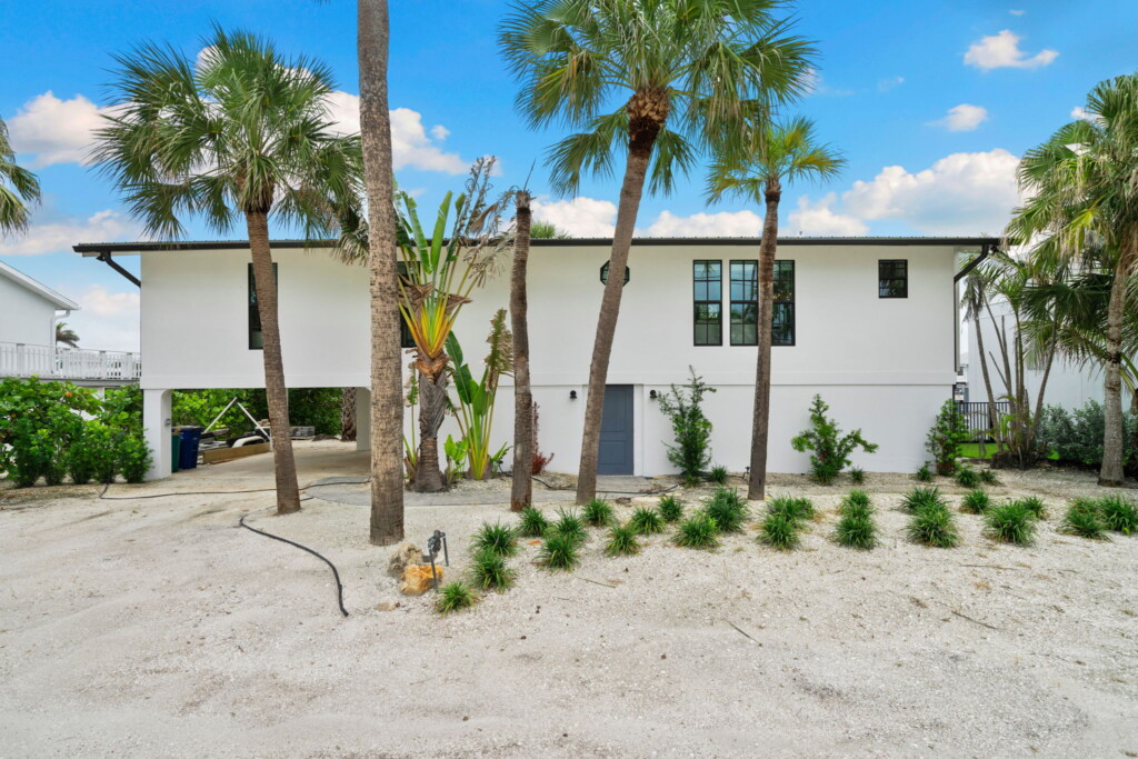 2 web or mls CAR04956