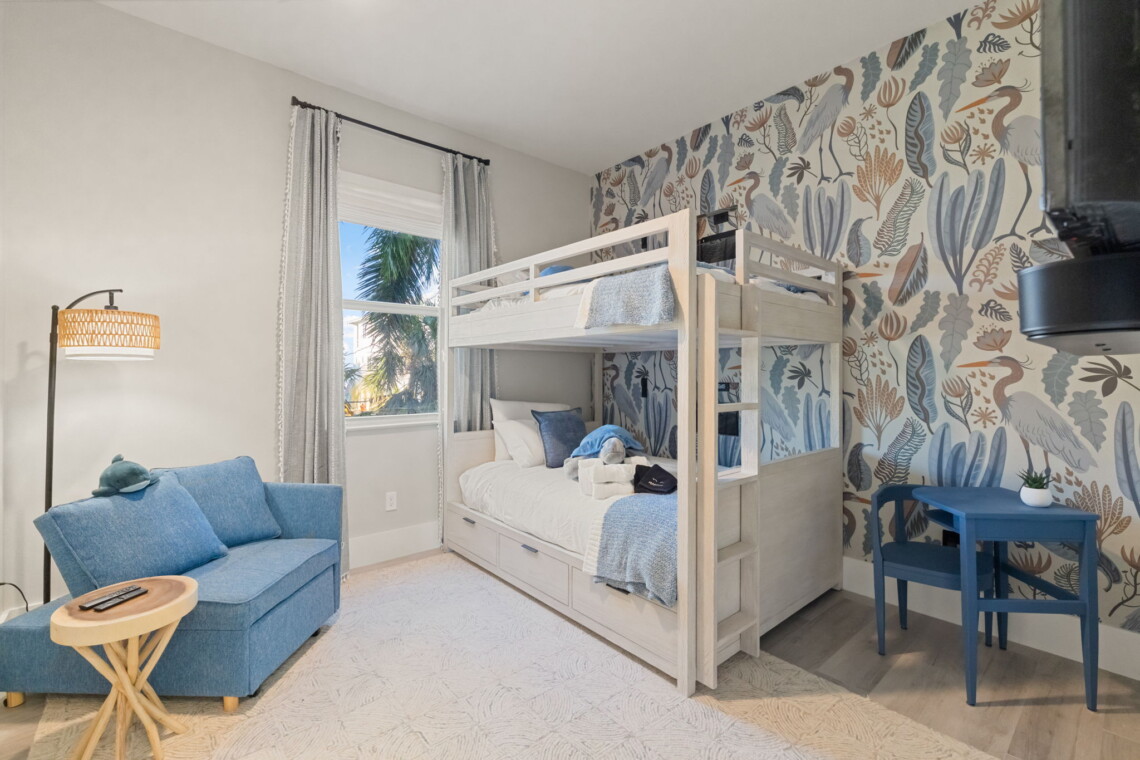 20 web or mls 1V9A4963