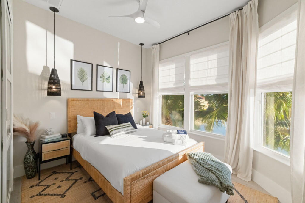 22 web or mls 1V9A4973