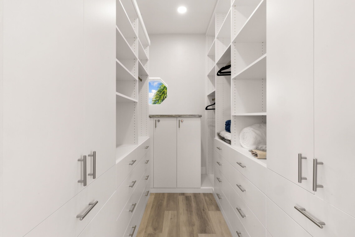 69 web or mls 1V9A5333