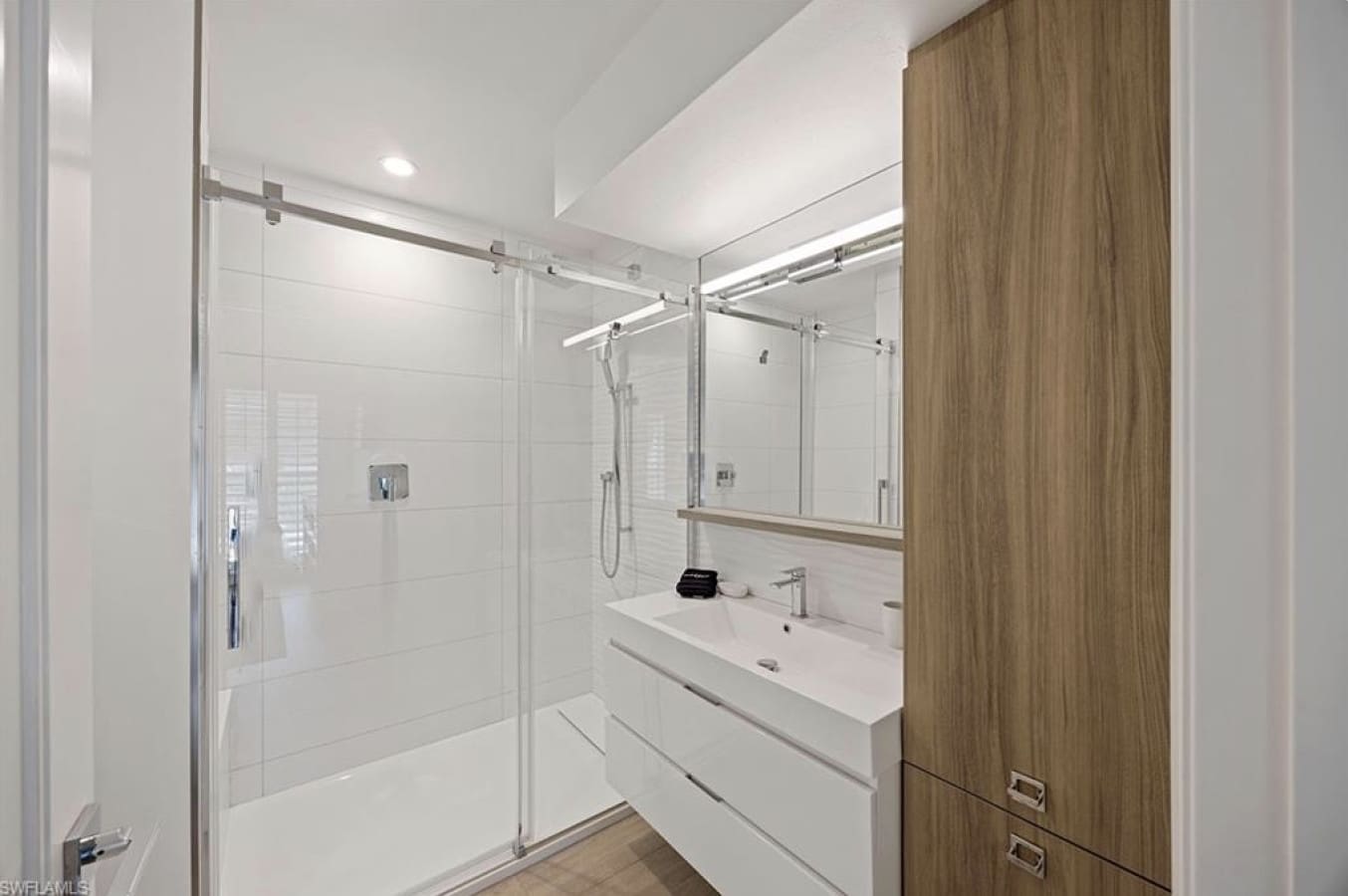 72457 281780 vVGak tknBO56WZutlKA2YFD1ezxy4OhajpdDIODAL8 68d1abbef0666.jpg