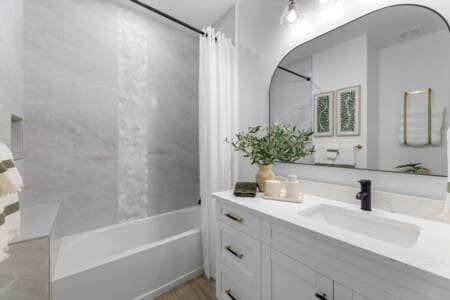 72457 364337 wRDE hYaAkGFB7a9FAPu3zxThduGDE3M0nB6JI ELRY 691b890f10a59.jpg