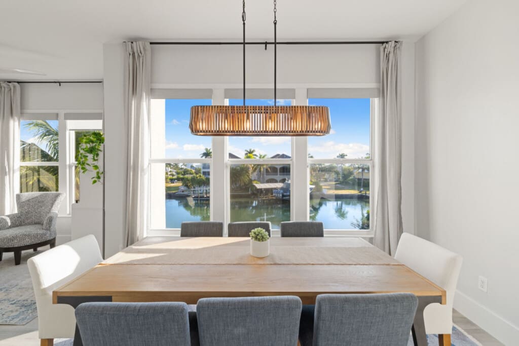 72457 454675 r2s WFVC68jpCsIF1qhBjApn3qxmaJeMqQtc2xOng 4 692e42a3504ad.jpg