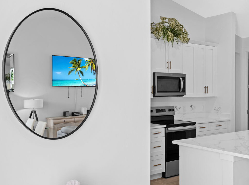 11 web or mls A0105822