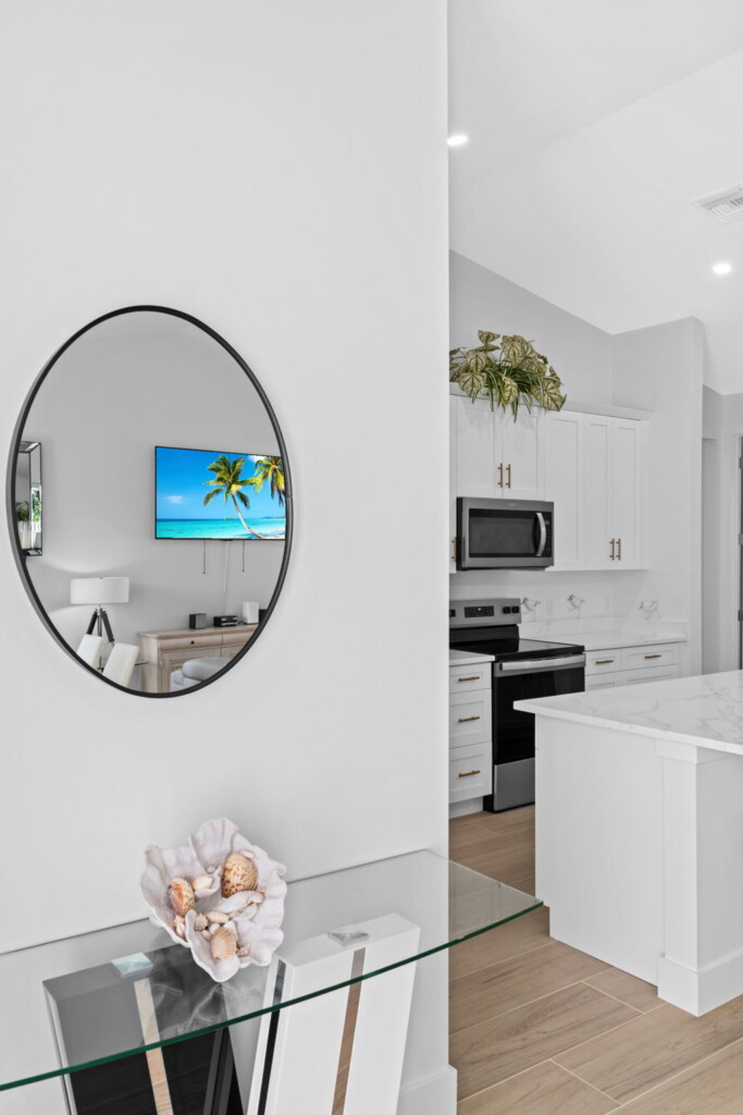 11 web or mls A0105822